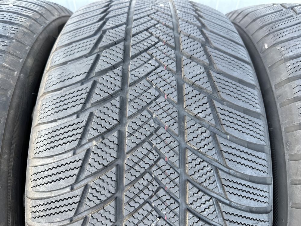 4 бр Зимни Гуми BRIDGESTONE 265/50/19 / 255/50/19 DOT2020