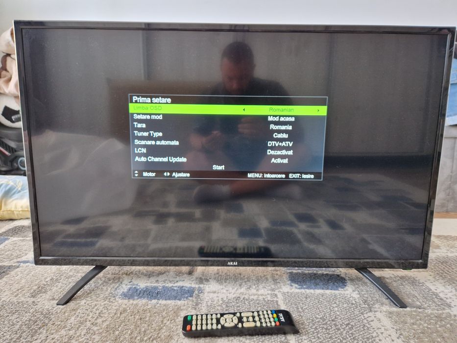 Tv AKAI, 100 cm, full HD, mimi Pc Lenovo i3, 8gb ram, all in one
