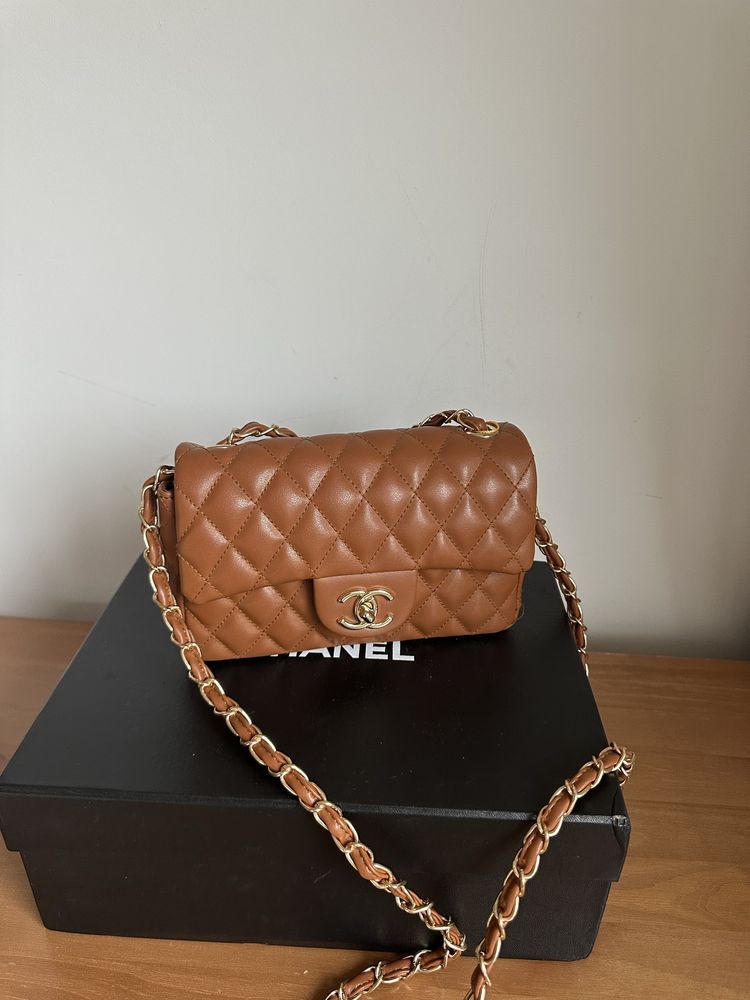 Geanta Chanel stoc