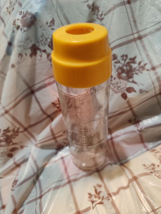 Бебешко стъклено шише