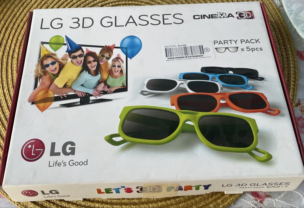 Pachet ochelari 3D LG