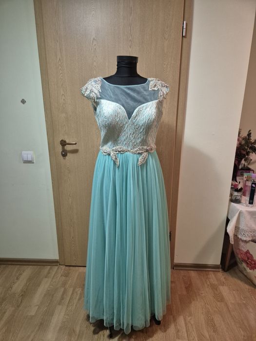 Rochie perfectă pentru evenimente