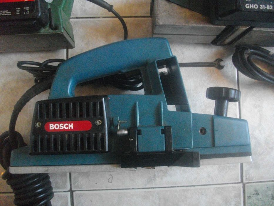 Синя Профи/Зелена Серия  BOSCH Ел.Ренде Хобел Швейцария/Герм 900W-450W