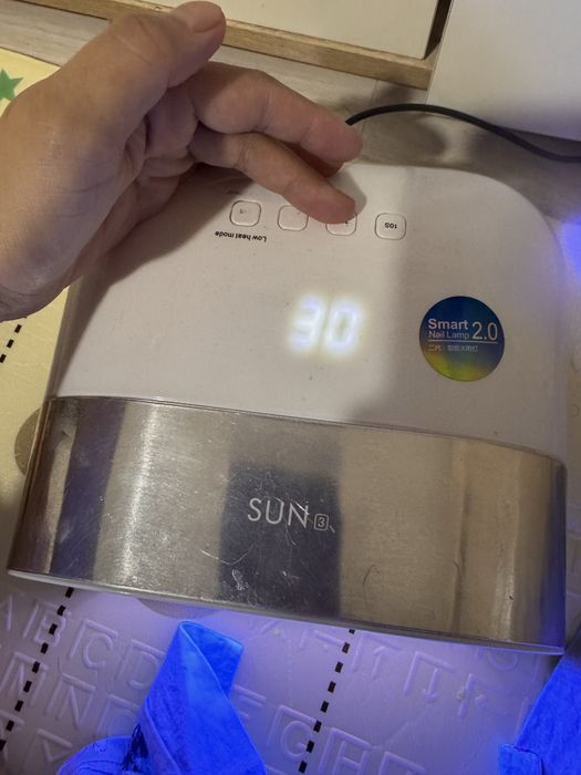 Профессионалоная Led/UV lamp для маникюра со съемным дном.