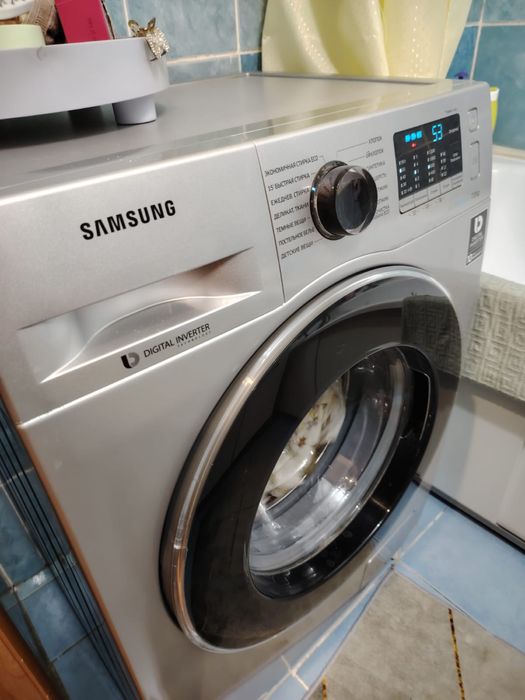 Продам стиральную машинку SAMSUNG 7kg