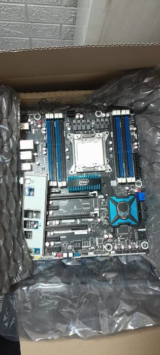 Материнская плата Intel DX79TO+ Core i7 3820 Lga 2011