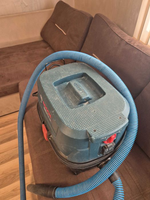 Прахосмукачка BOSCH