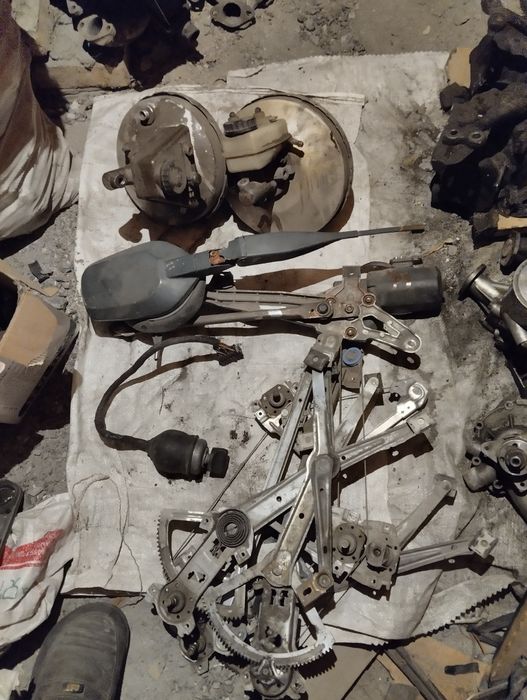 На Мерседес 190 продам