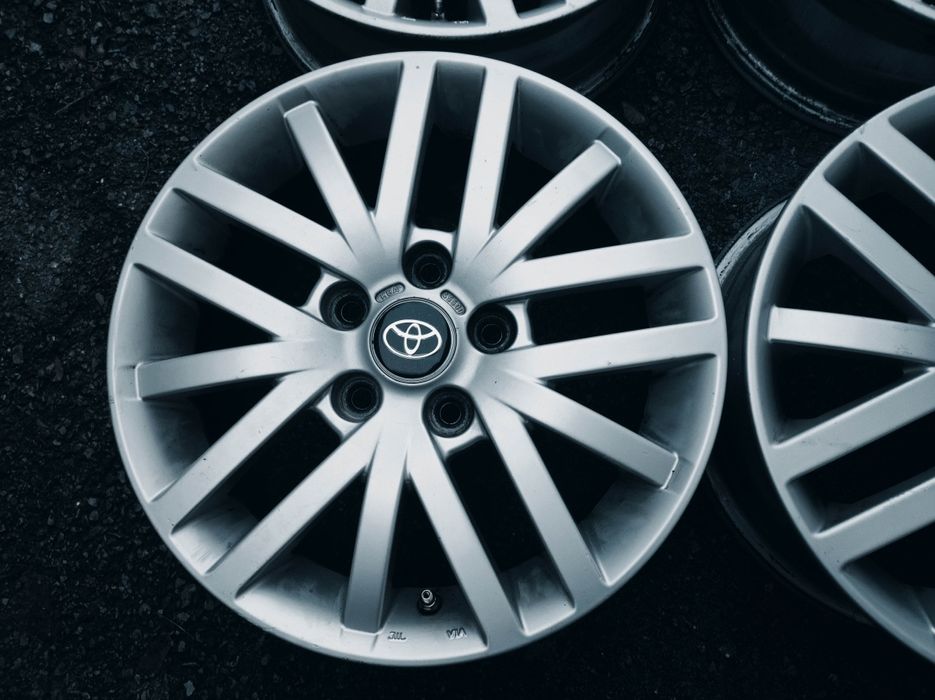 Тойота/Toyota - 16 цола 5x114,3 ; 4 бр. лети джанти