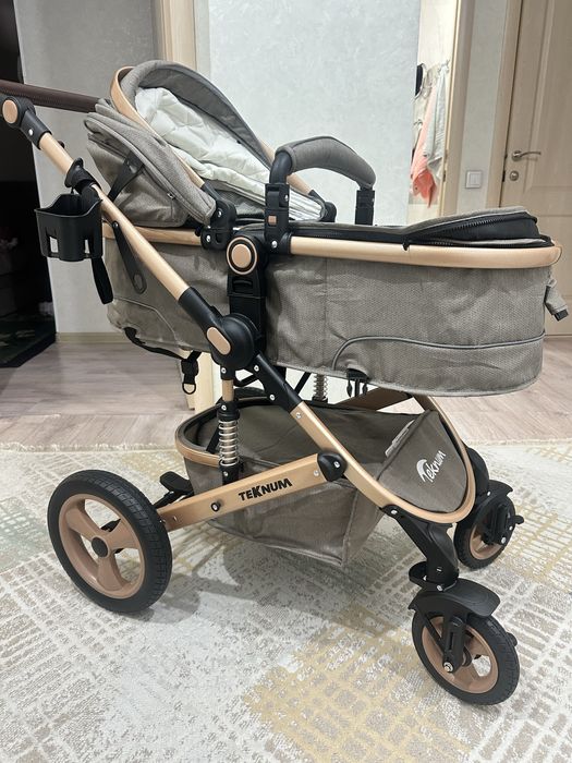 Продам новую коляску Teknum 531