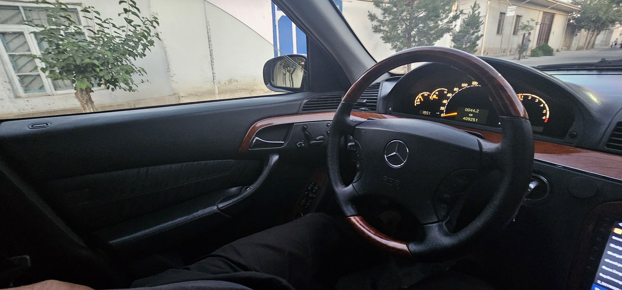 Mercades benz w220