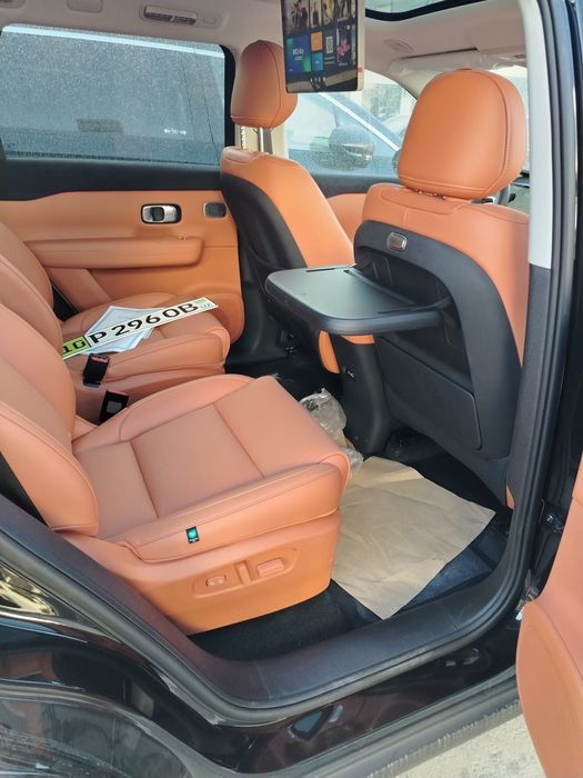 Leapmotor C16 elektro, 3 - pozitsiya. Masla, Rustilida, arzon narx.