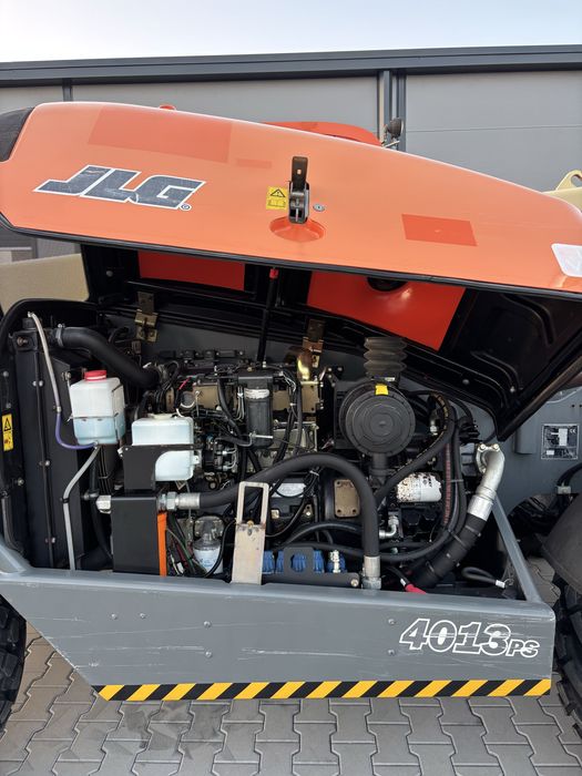 Incarcator telescopic jlg 4013