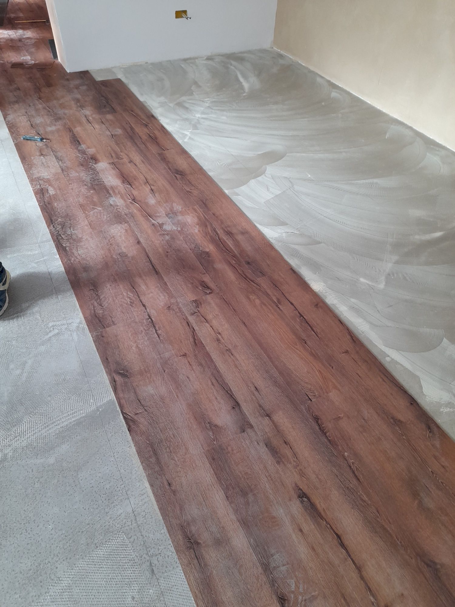 Parchet LVT si SPC Linoleum Tarket/Graboplast, Moche