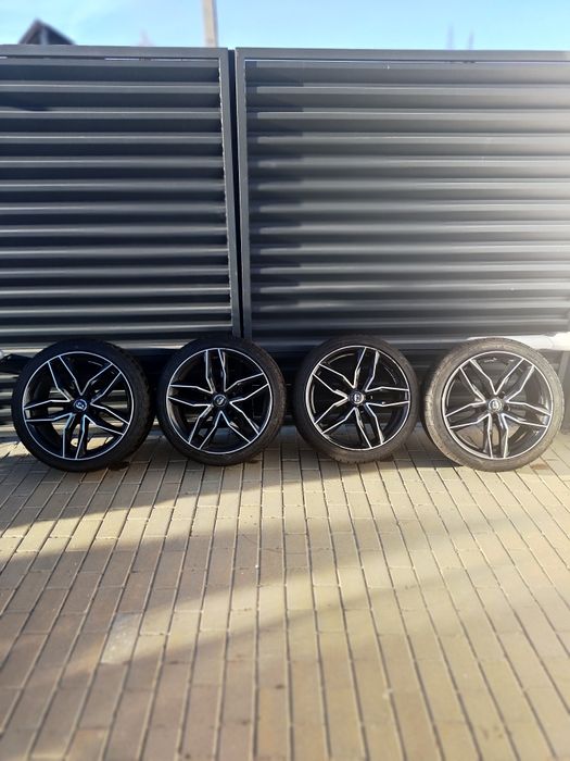 Anvelope iarnă cu jante  255/35/19