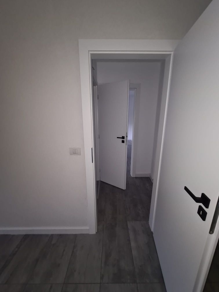 Apartament doua camere,parter inalt