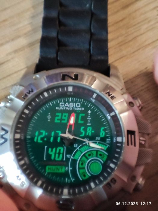 Лот от два часовника casio