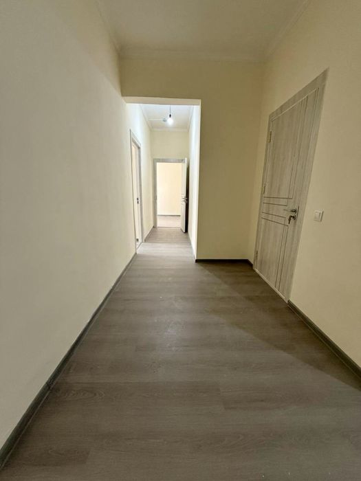 2х комнатная квартира, на 3 этаже. Карасу.