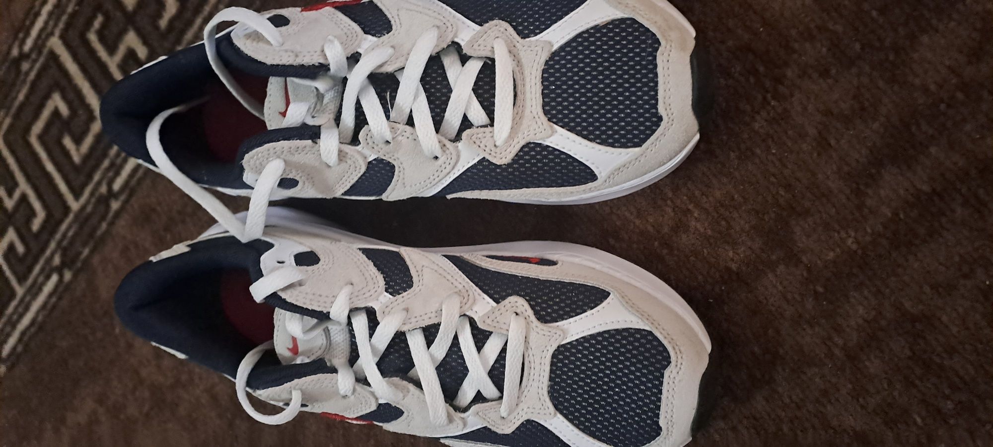 Дамски маратонки Nike