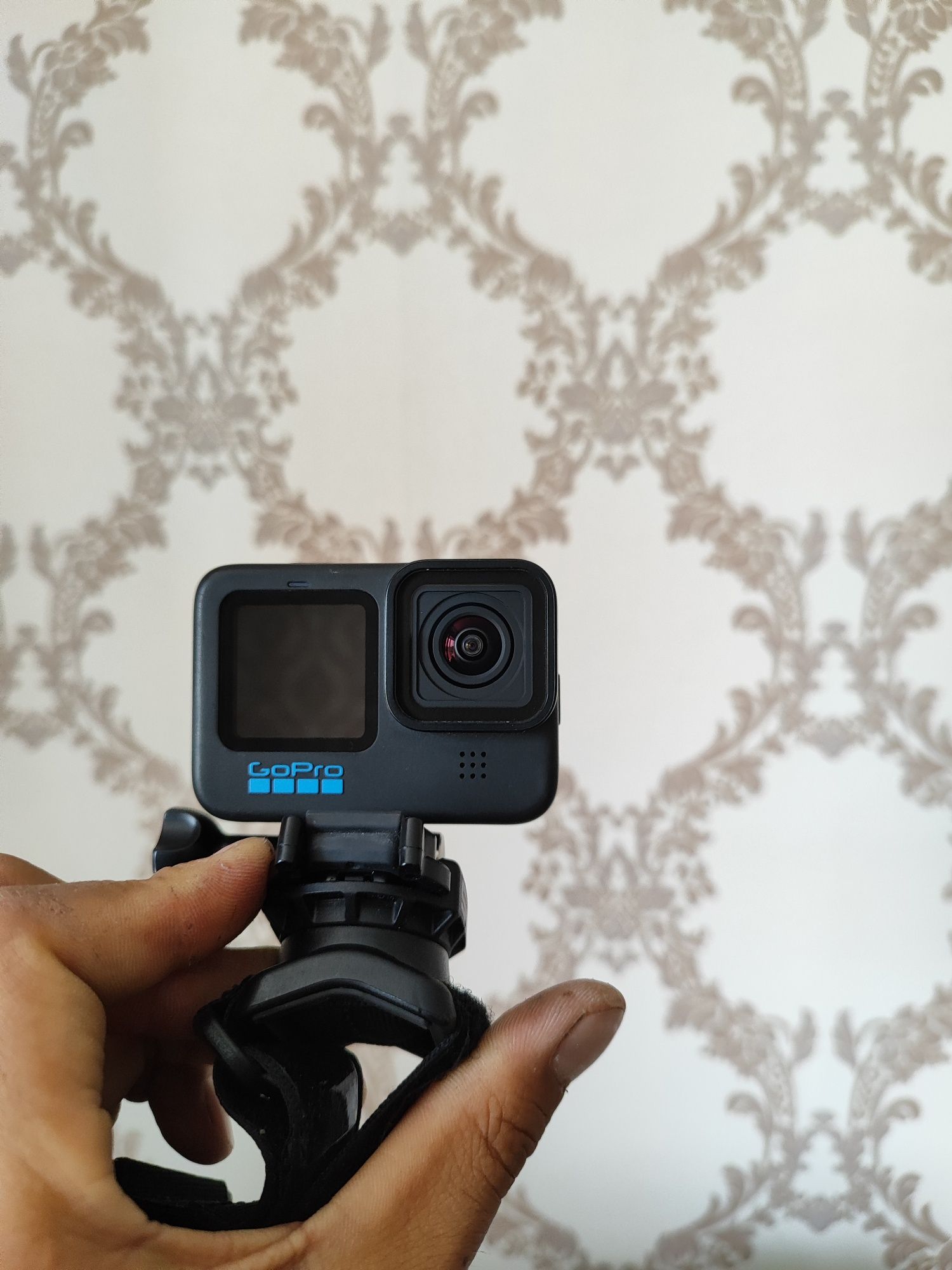 Экшн-камера GoPro Hero 10 Adventure bundle