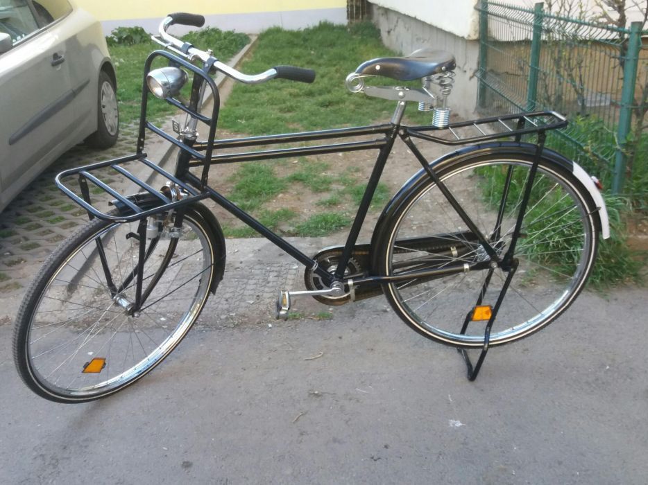 Vand bicicleta originală pentru cunoscători