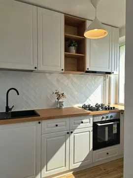 Garsoniera calduroasa la 5 minute de Metrou