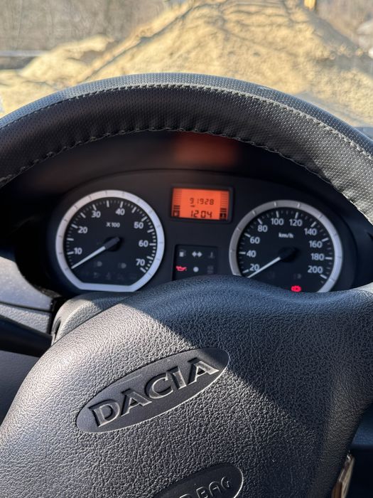 Vand dacia logan 1.4 benzina