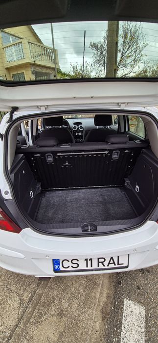 Vând Opel corsa automat