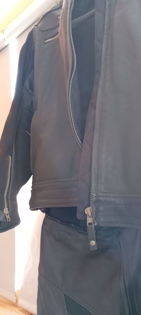 Costum motociclist