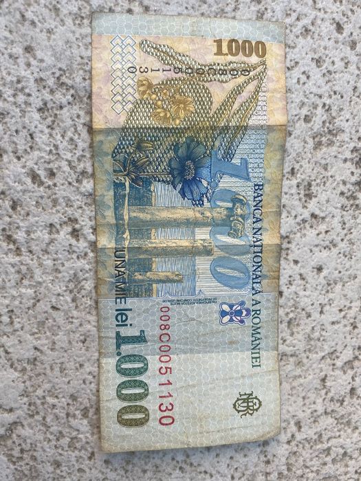 Vând banii vechii 1.000 lei cu Mihai Eminescu 1998