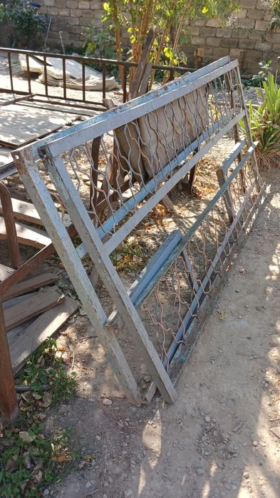 Продаётся топчан