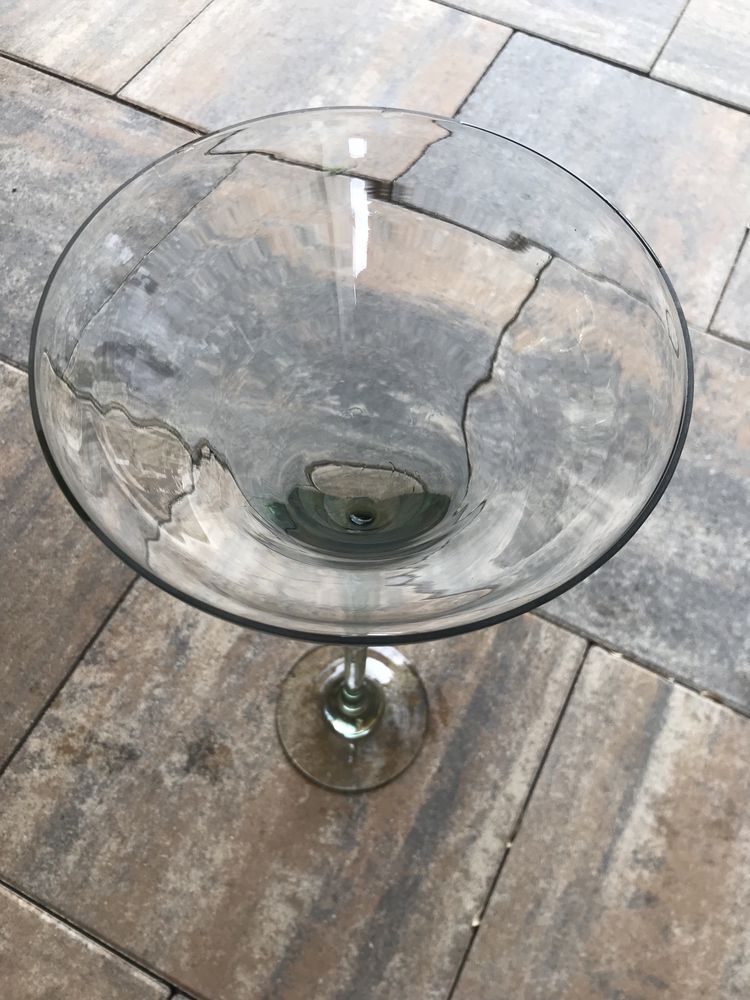 Pahare, vaza model martini pentru aranjamente florale
