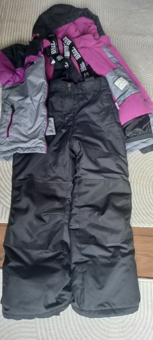 Продам зимний костюм на девочку