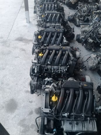 Двигатель на Рено Renault Лада Ларгус K4M K7M 1.6 Lada Largus 1.6