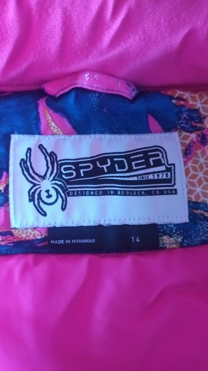 Яке spyder в  перфектно състояние