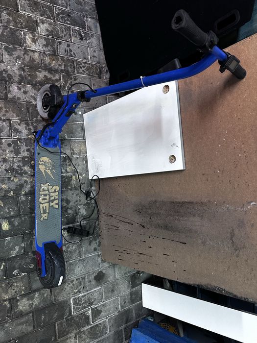 Trotineta electrica defecta