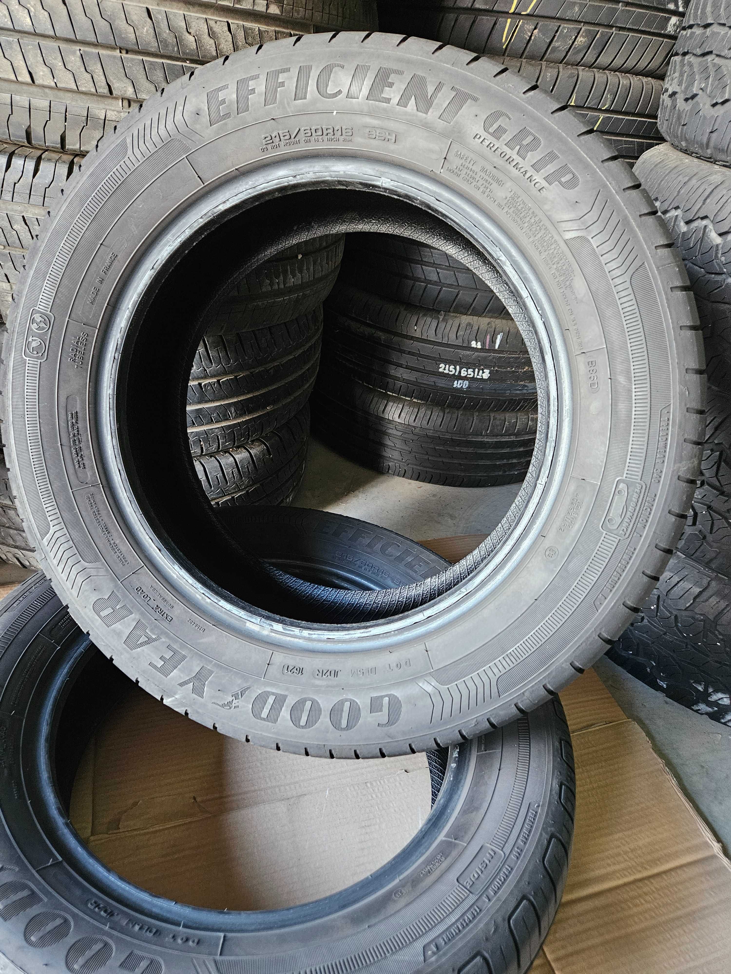 2бр 215/60/16 GOODYEAR 7мм грайфер дот:21г безплатен монтаж