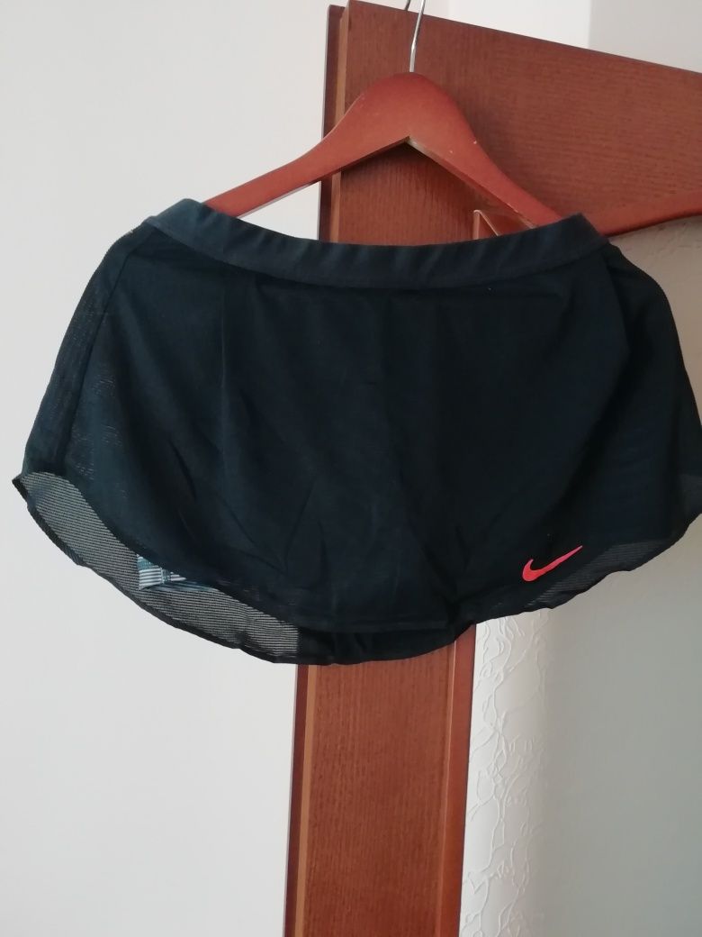 Nike-дамски спортни дрехи