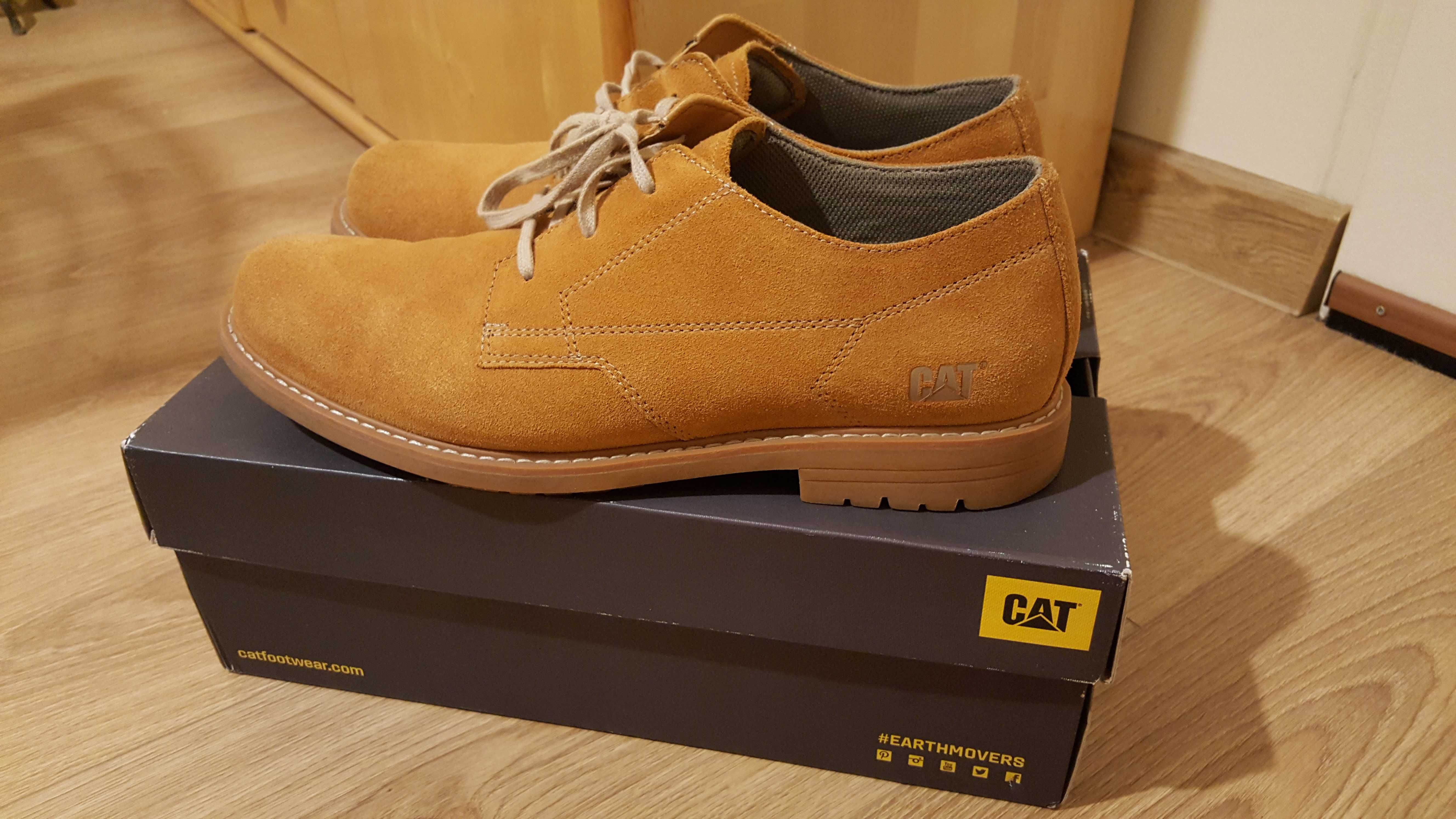 Мъжки обувки от велур Caterpillar /CAT/ - 44 номер