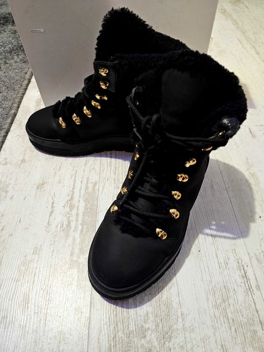 Боти Pollini нови