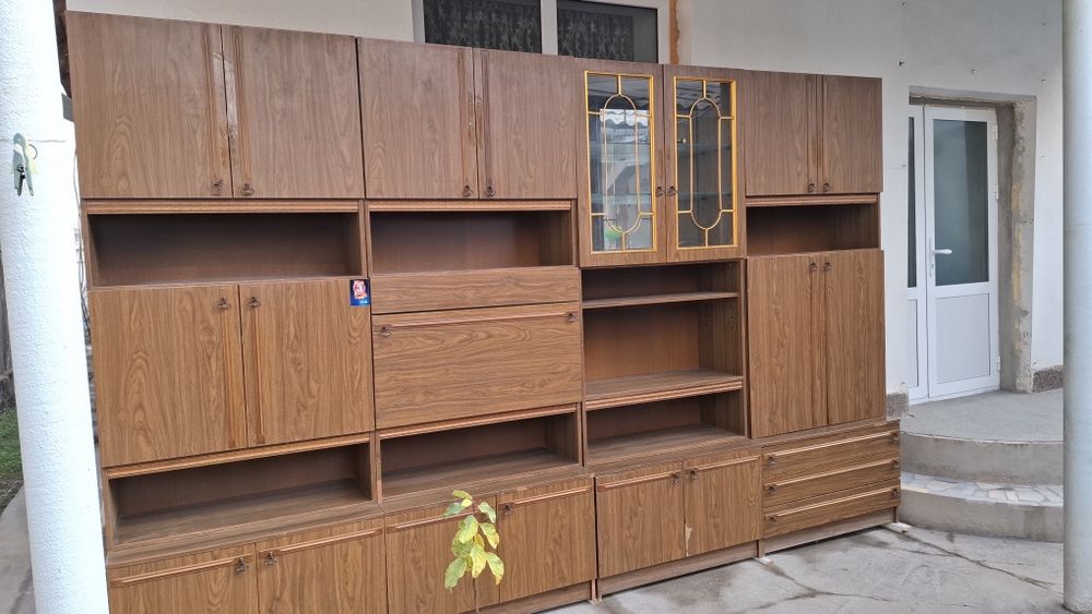 Стенка в гостиную и зал...Размер 355×230см