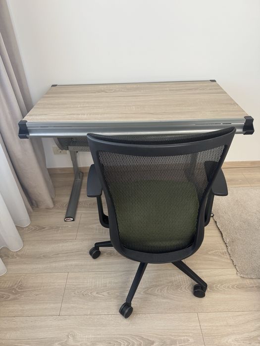 Vand birou cu scaun