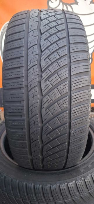 2бр. 225/45/17 Tomket 6.3mm грайфер, дот 22г. Безплатен монтаж