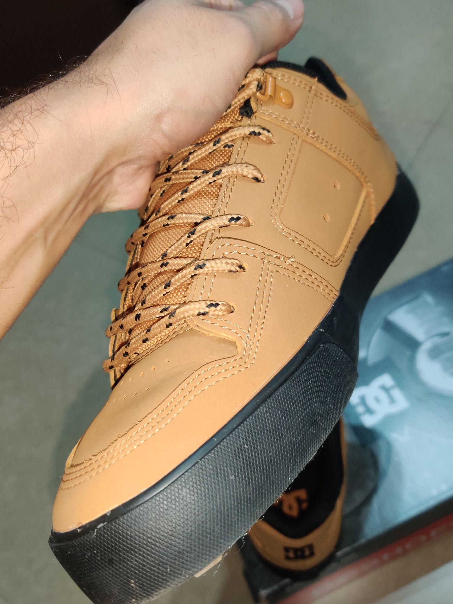 ОРИГИНАЛ Зимни мъжки обувки 45 DC shoe USA