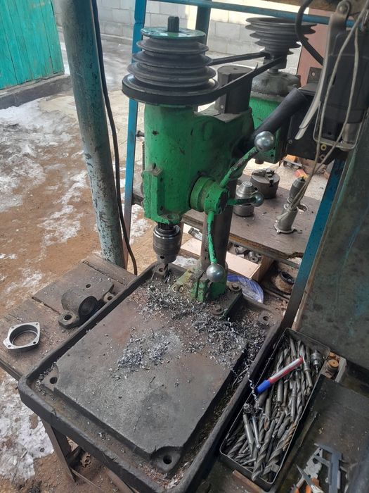 Сверлильный станок