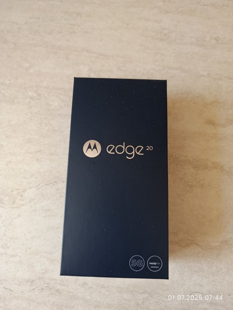 Motorola edge 20
