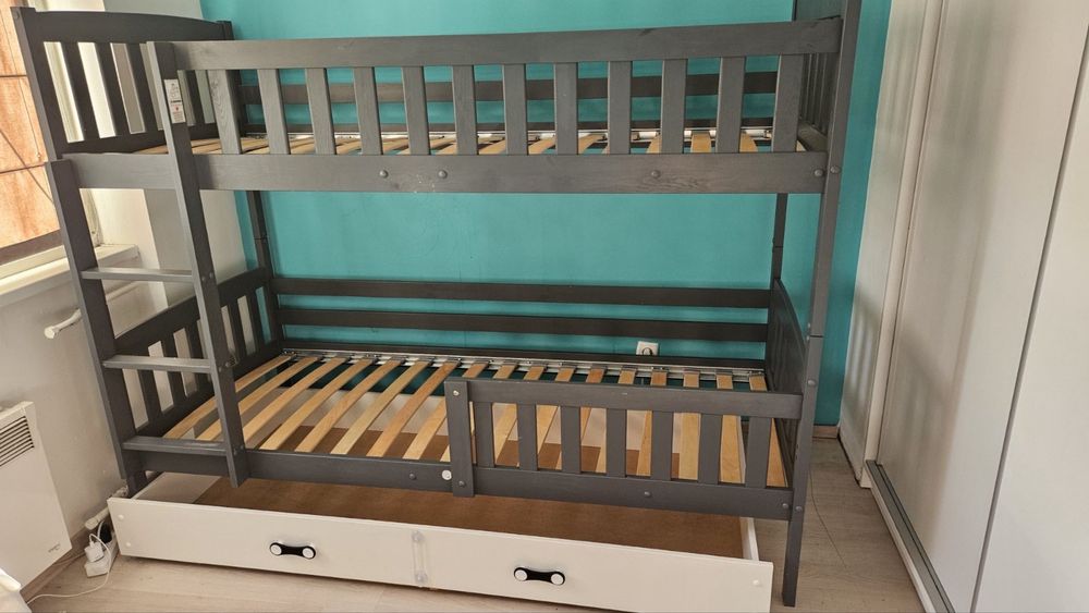 Двуетажно детско легло