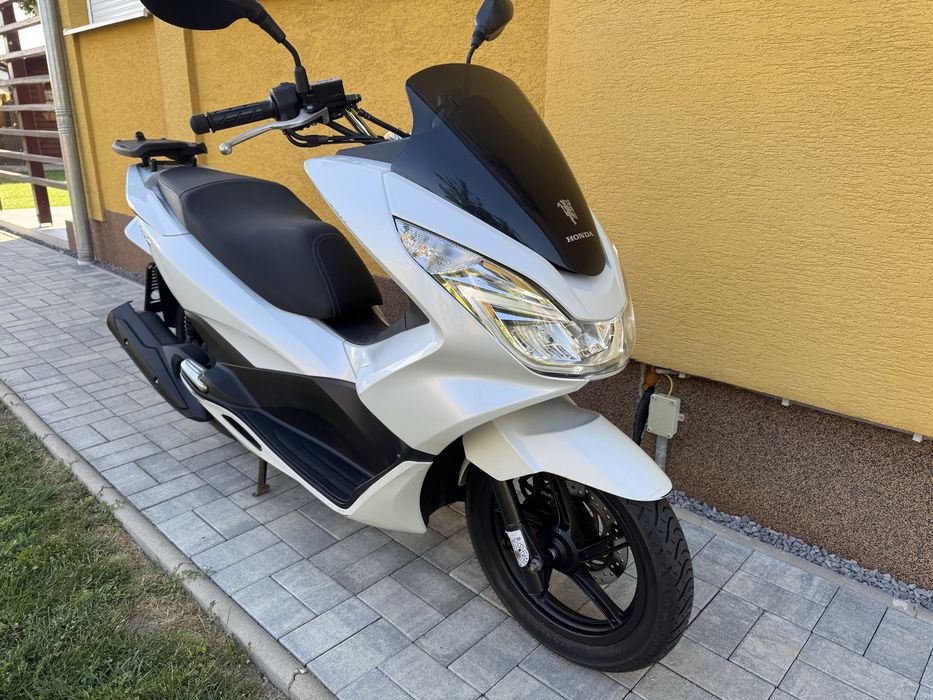 Honda PCX 125 faruri LED