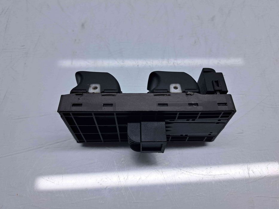 Butoane comanda geamuri sofer  AUDI A5 (8T3) [Fabr 2007-2015] 8K09598