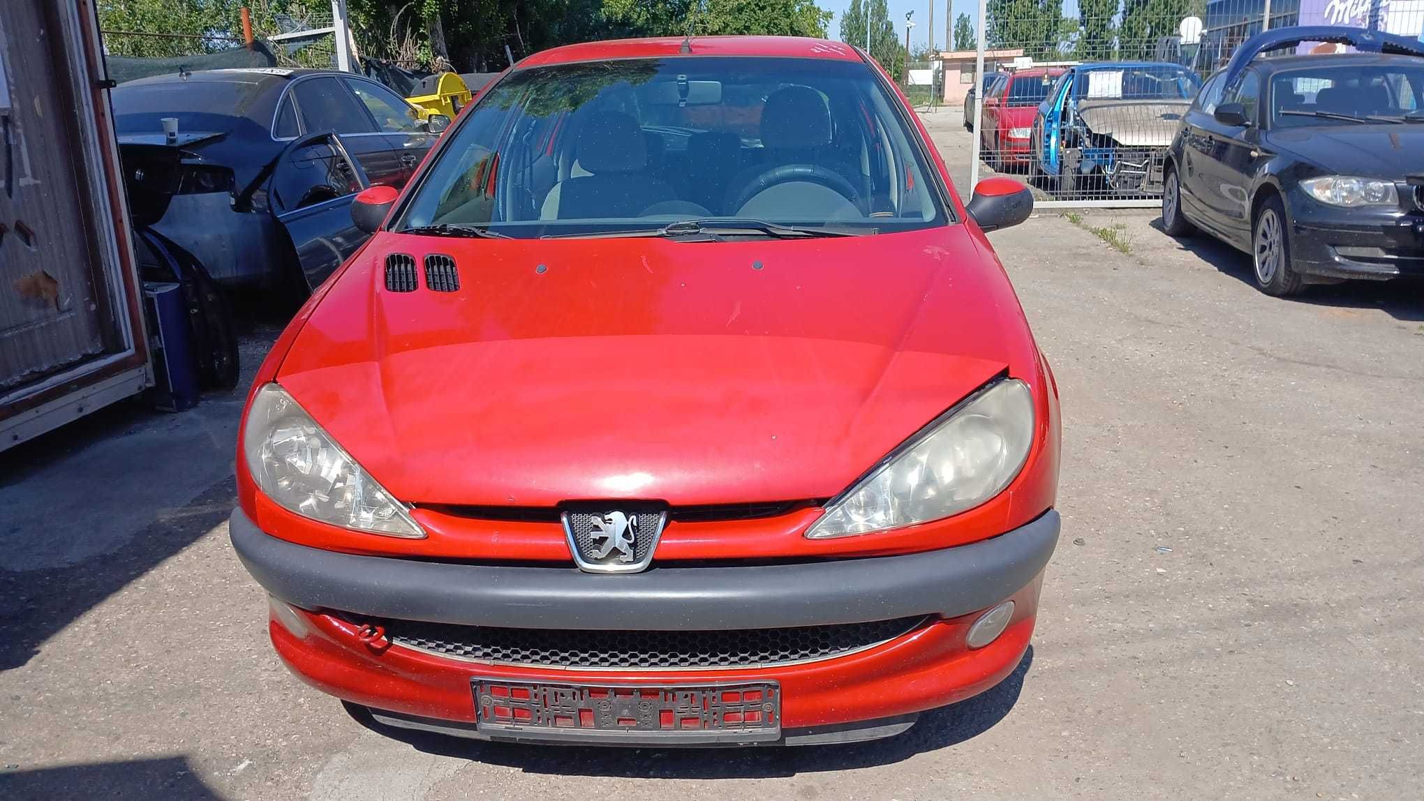 Dezmembrez Peugeot 206 - 1.4 HDI DIN 2003 - 8HX